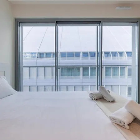 アパート Prata Riverside Xxvii リスボン